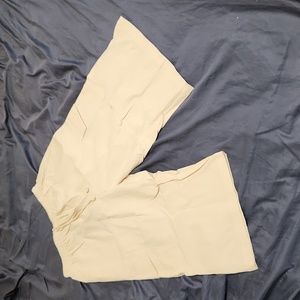 La Iguana Capri Pants